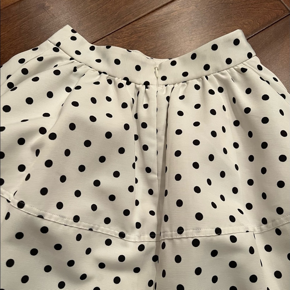 Express mini skirt - Picture 2 of 2